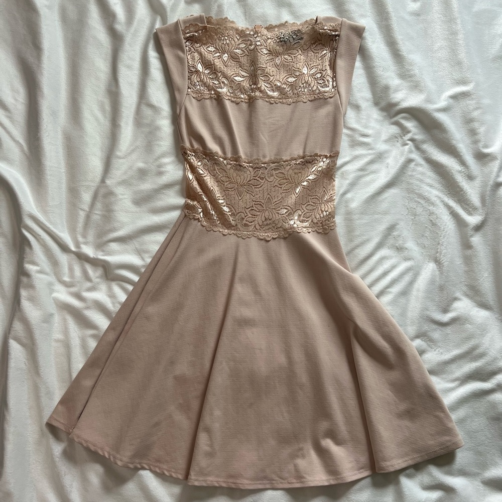 BeBe light pink dress